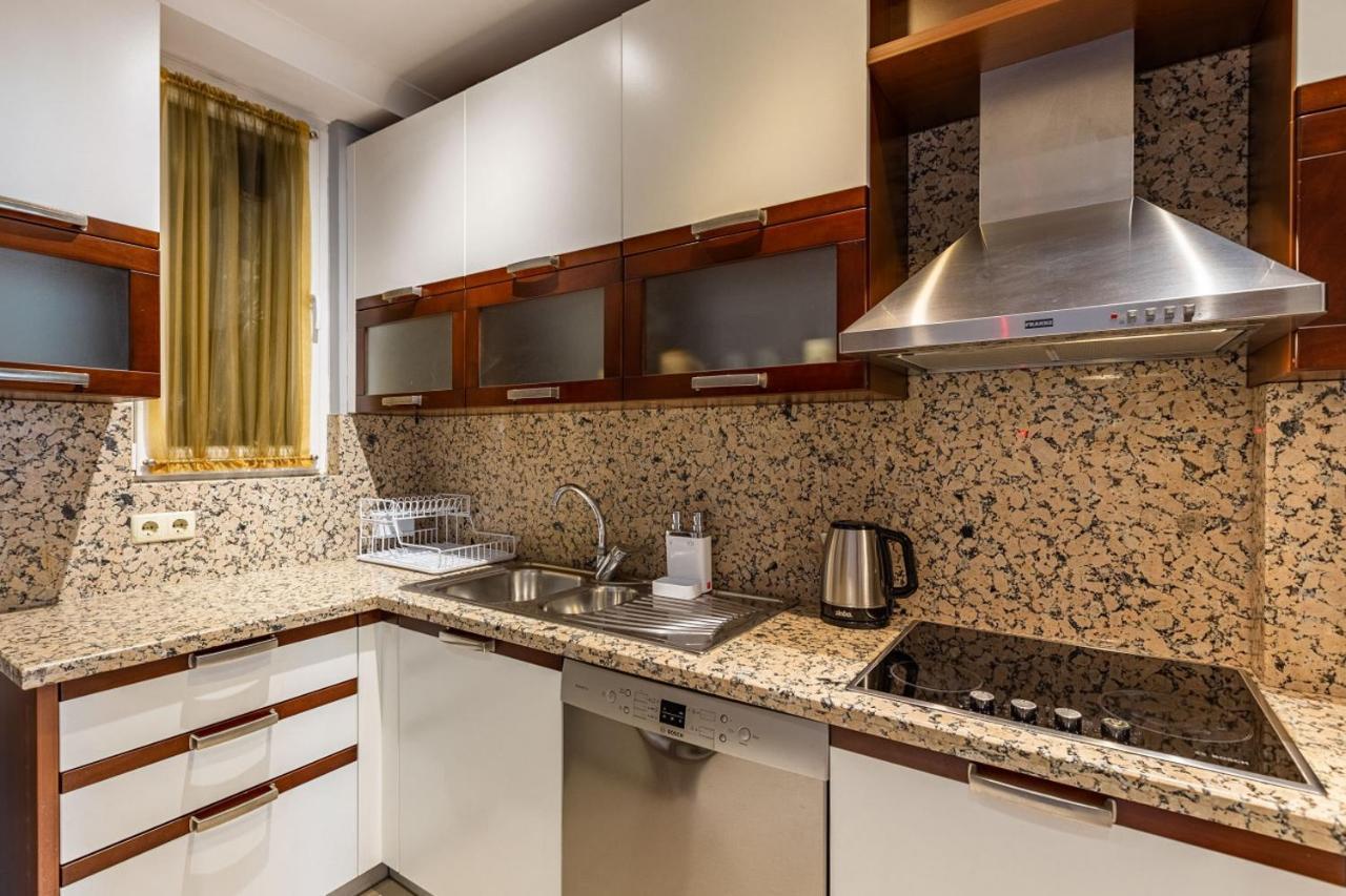 Outstanding Flat With Calming View Nisantasi Apartment อิสตันบูล ภายนอก รูปภาพ